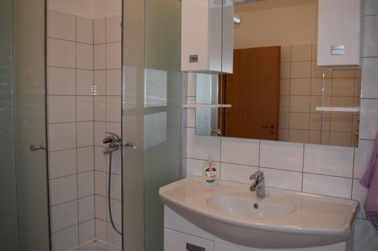 Apartman Julka Sukošan Екстериор снимка
